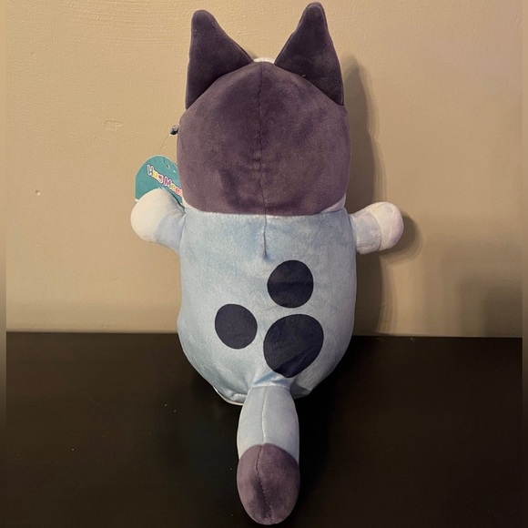 NWT Bluey HugMees Squishmallow - Picture 2 of 6